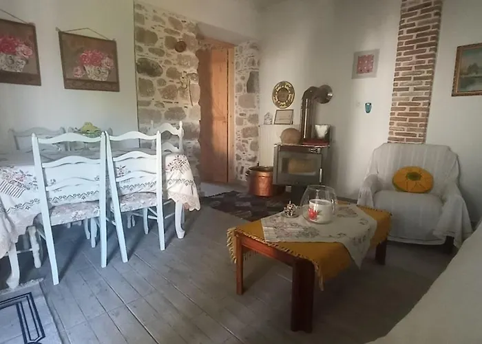 παραδοσιακή * Kalivia (Skiathos)